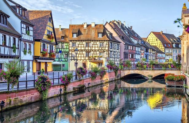 River Cruises Collection: Colmar City Tour