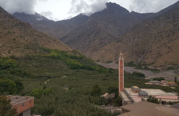 Hiking tour in the Atlas Mountains