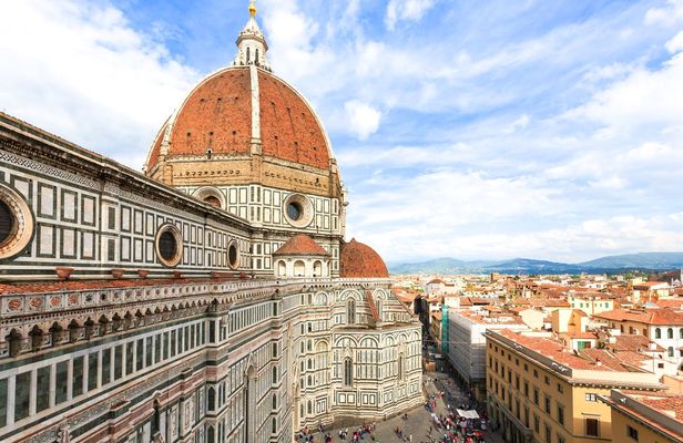 From Rome to Florence 1-day tour by train with pickup and Uffizi visit