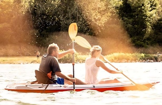 Single or double kayak rental in Vienna