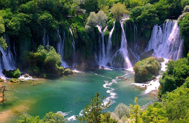 Mostar and Kravice Waterfalls full-day tour with pickup from Dubrovnik