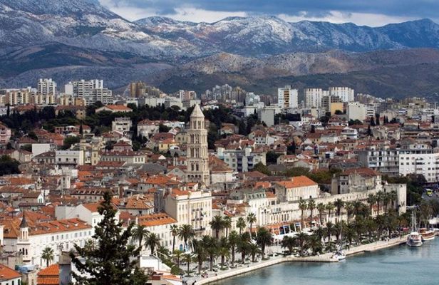 Split old city and Diocletian's Palace private walking tour