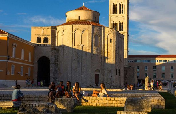 Evening Private Walking Tour of Zadar's Old Town