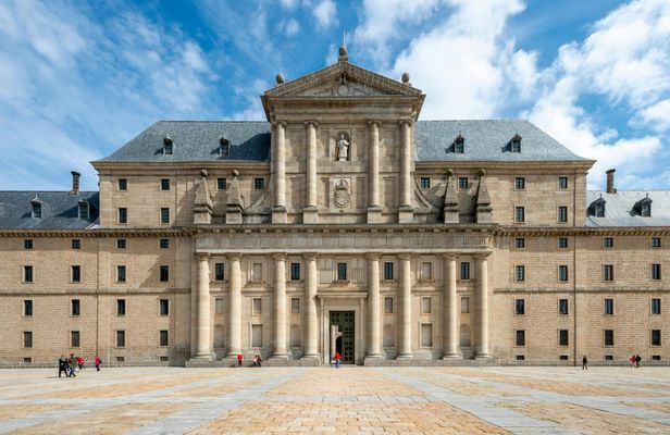 Escorial and Valley half-day tour from Madrid