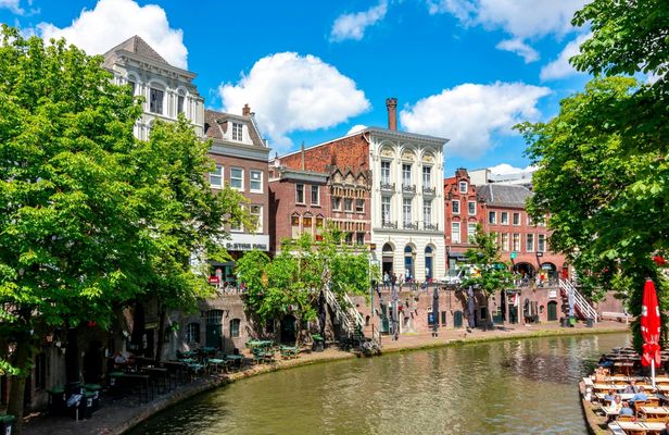 Mysteries and treasures of Utrecht half-day guided tour