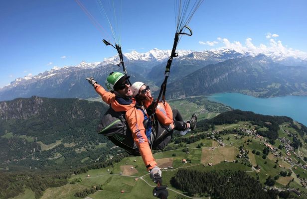 Paragliding Flight in Interlaken