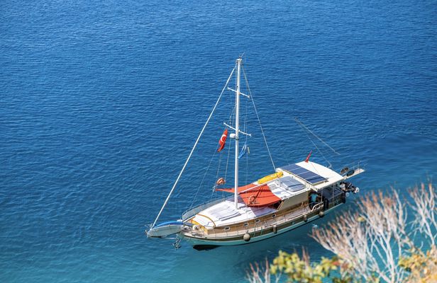 Private boat tour to Kekova with lunch onboard from Kalkan