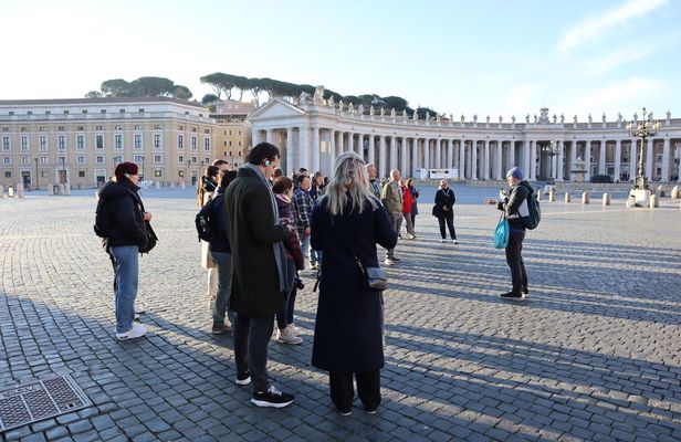 Early morning guided tour of St Peter’s Basilica with Dome climb
