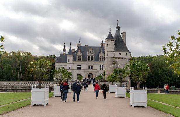 3-Day Excursion in Normandy, Mt Saint-Michel, Loire Valley from Paris