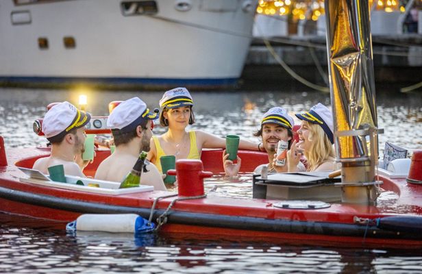 Cruise of London's Docklands in a hot tub boat