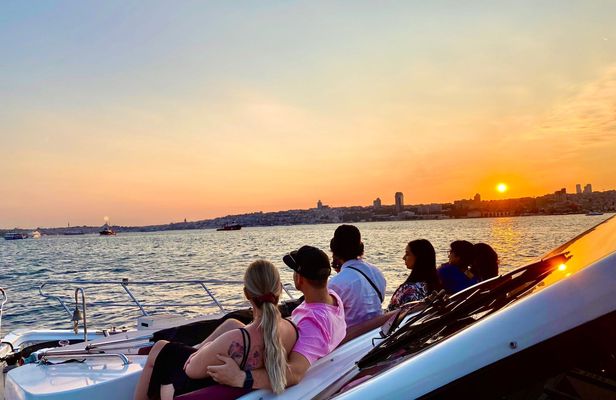 Bosphorus sunset cruise on luxury yacht with guide