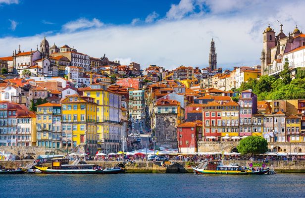 Porto small-group tour with wine tasting