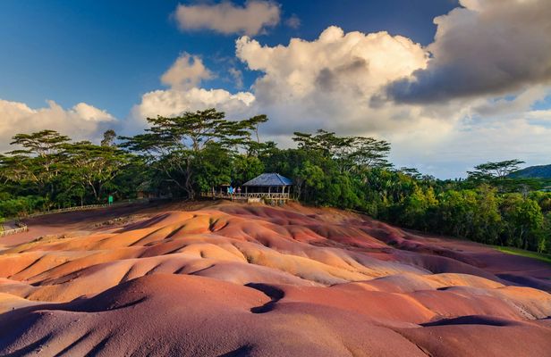 Chamarel seven colored earth and waterfall tour