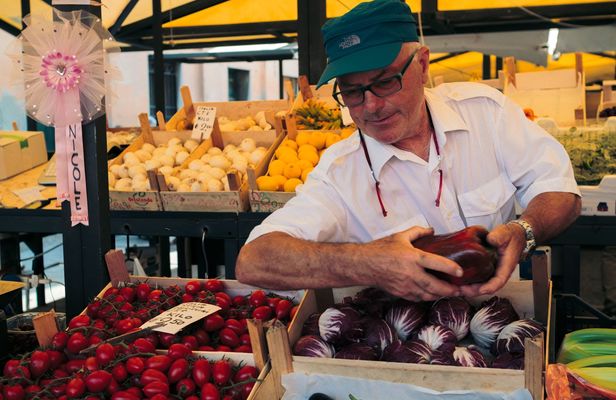 Venice Food Walking Tour and Rialto Market Tour