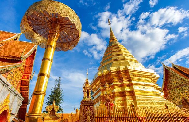 Doi Suthep and Wat Pha Lat temples hiking tour