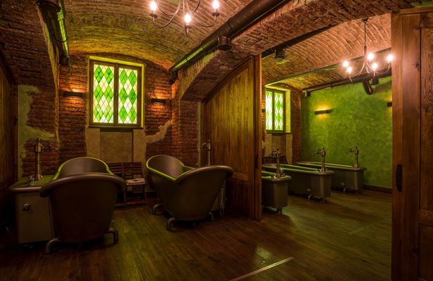 Double beer bath experience in Prague