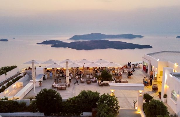 Flavors of Santorini food and wine tour