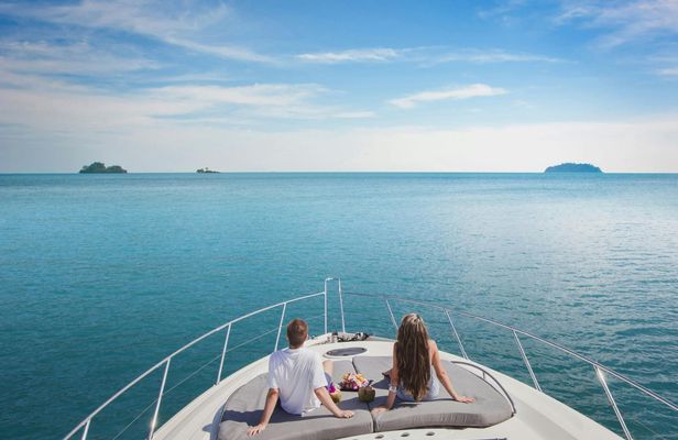 Cancun Private Luxury Yacht Charter