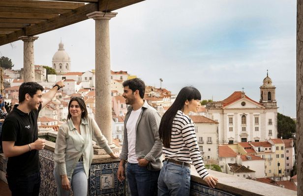 Alfama Tapas Tour and Sunset Sailing in Lisbon