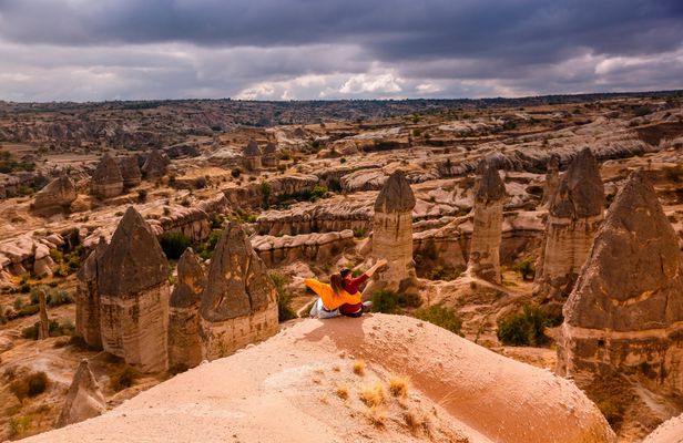 Lovers Hill, camel ride, Sword Valley and Red Canyon tour