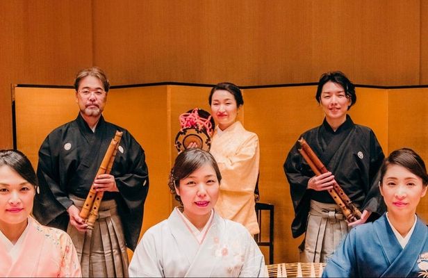 Live Japanese traditional music show in Tokyo