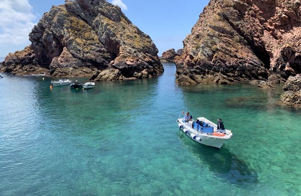 Round-trip boat and caves tour of Berlengas from Peniche