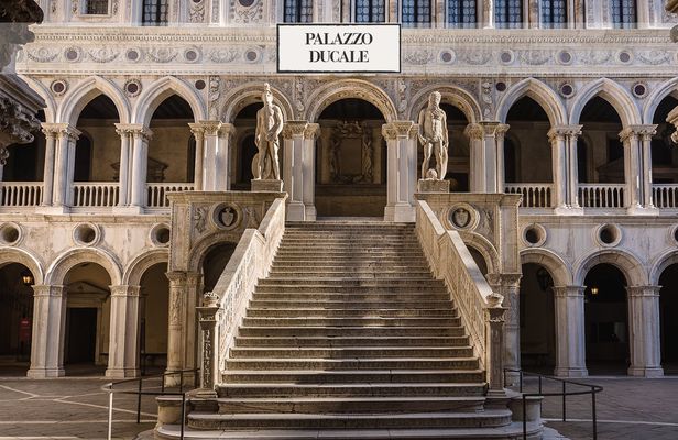 Guided Tour of Doge's Palace with Skip the line ticket