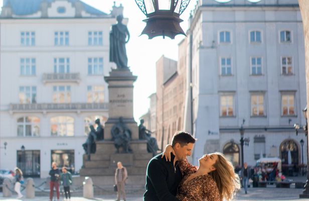 Professional photo shoot with guided walking tour in Krakow
