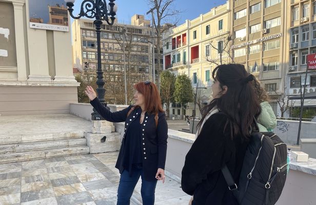 Piraeus walking tour and street food tasting experience