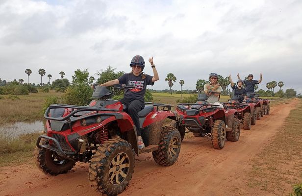 Private tour of Siem Reap by ATV at sunset