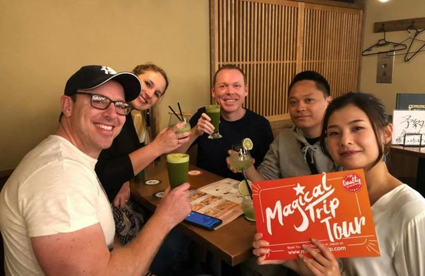 Kyoto bar hopping night tour