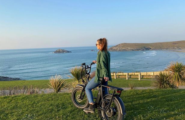E-bike hire in Newquay for coast and town exploration