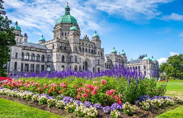 Best of Victoria, BC W- Malahat Skywalk and Butchart Gardens
