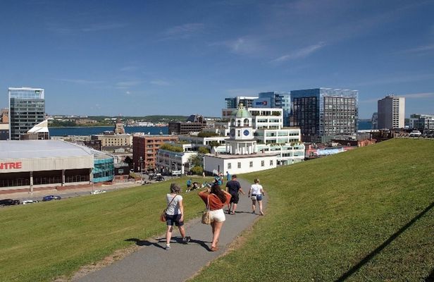 Best of Halifax guided tour with Citadel and Maritime Museum