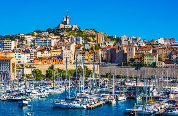 Guided walking tour of Marseille