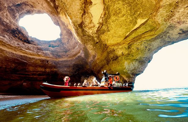 Benagil Cave speedboat tour from Lagos