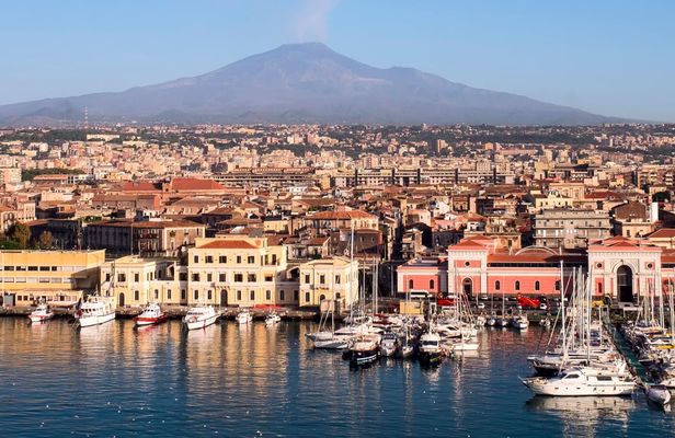 Catania sailboat tour with snorkel and SUP equipment