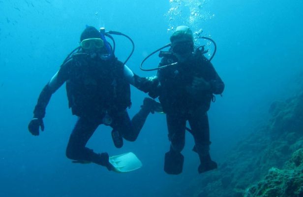 Beli village open water diver 5 day diving course
