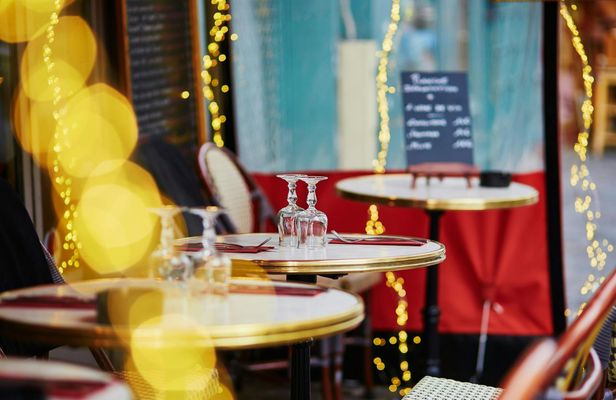 Montmartre self-guided food tour