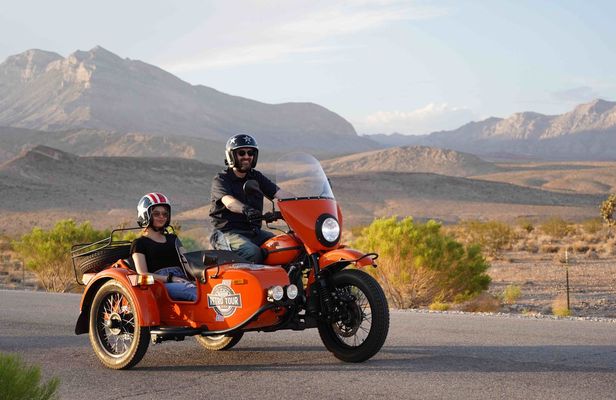 Valley of Fire and Lake Mead full day sidecar tour from Las Vegas
