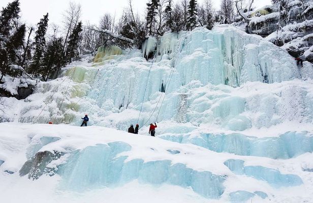 Korouoma Frozen Waterfalls Guided Tour with Hike