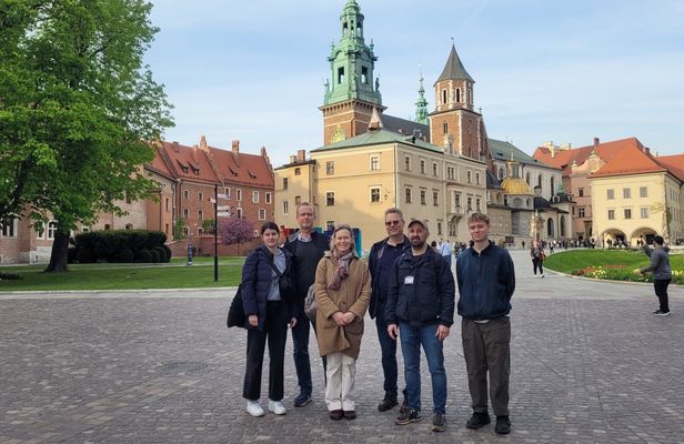 Full-day private tour of Krakow with Old Town and Jewish Quarter