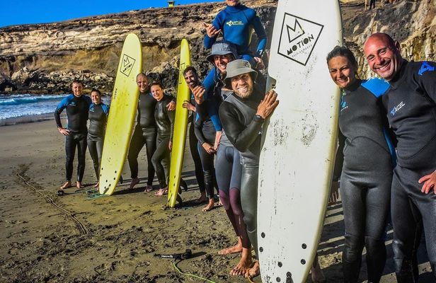 Surfing Lessons in the South of Fuerteventura without Transfer