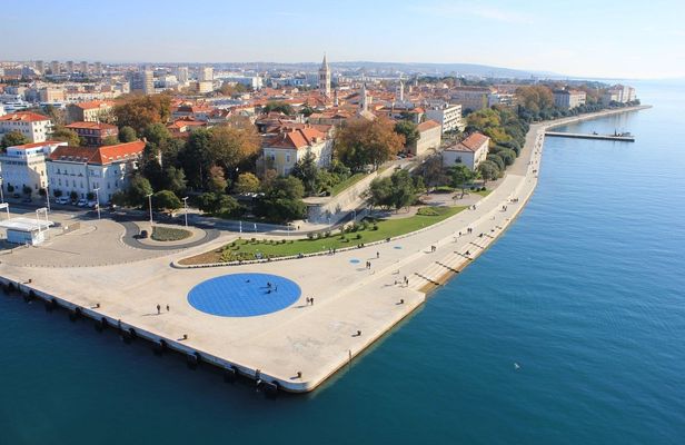 Private morning history walking tour of Zadar's Old Town
