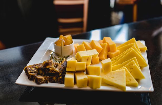 Food tour in Amsterdam's Jordaan District