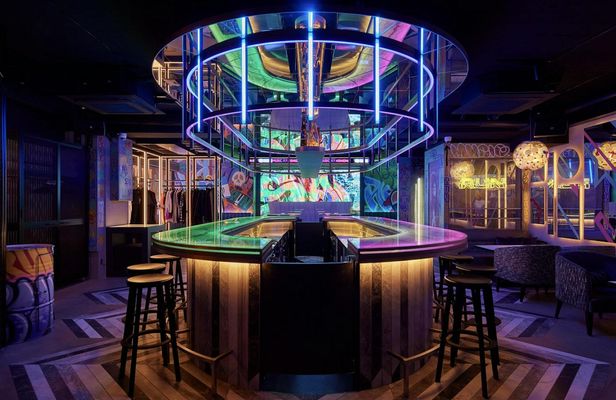 VIP Plan at Music Fashion Bar RUN in Tokyo