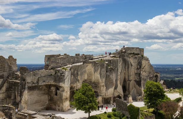 Visit Arles, Les Baux de Provence and St Remy de Provence