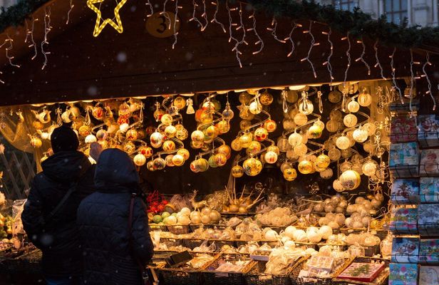 Cologne Christmas Market tour with a local