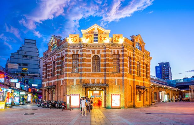 Ximending area 2 hours walking tour with a private guide