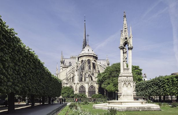 Paris in a Day with Louvre, Eiffel Tower, City Walk & Cruise